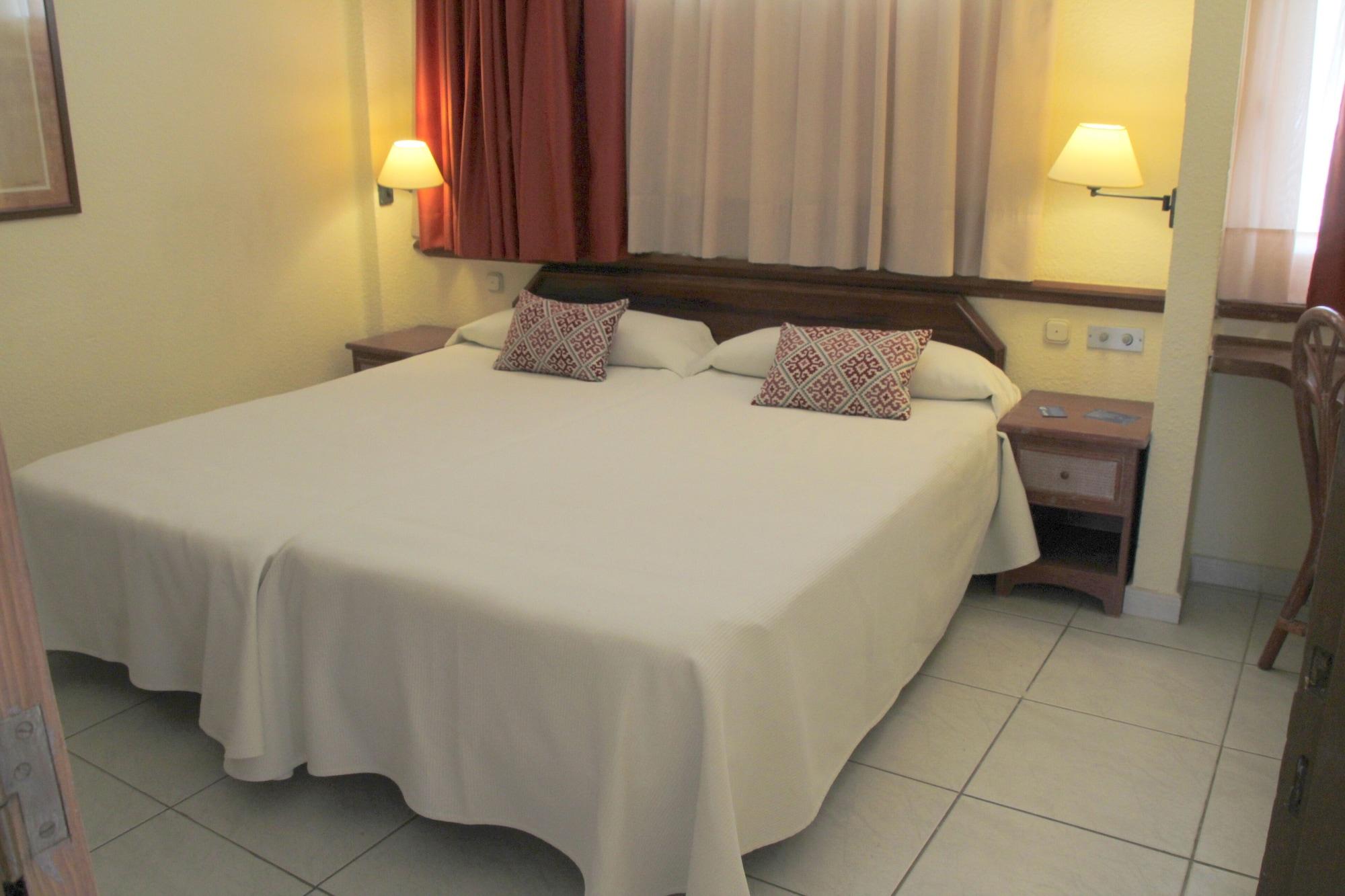 Hovima Atlantis Hotel Costa Adeje  ภายนอก รูปภาพ